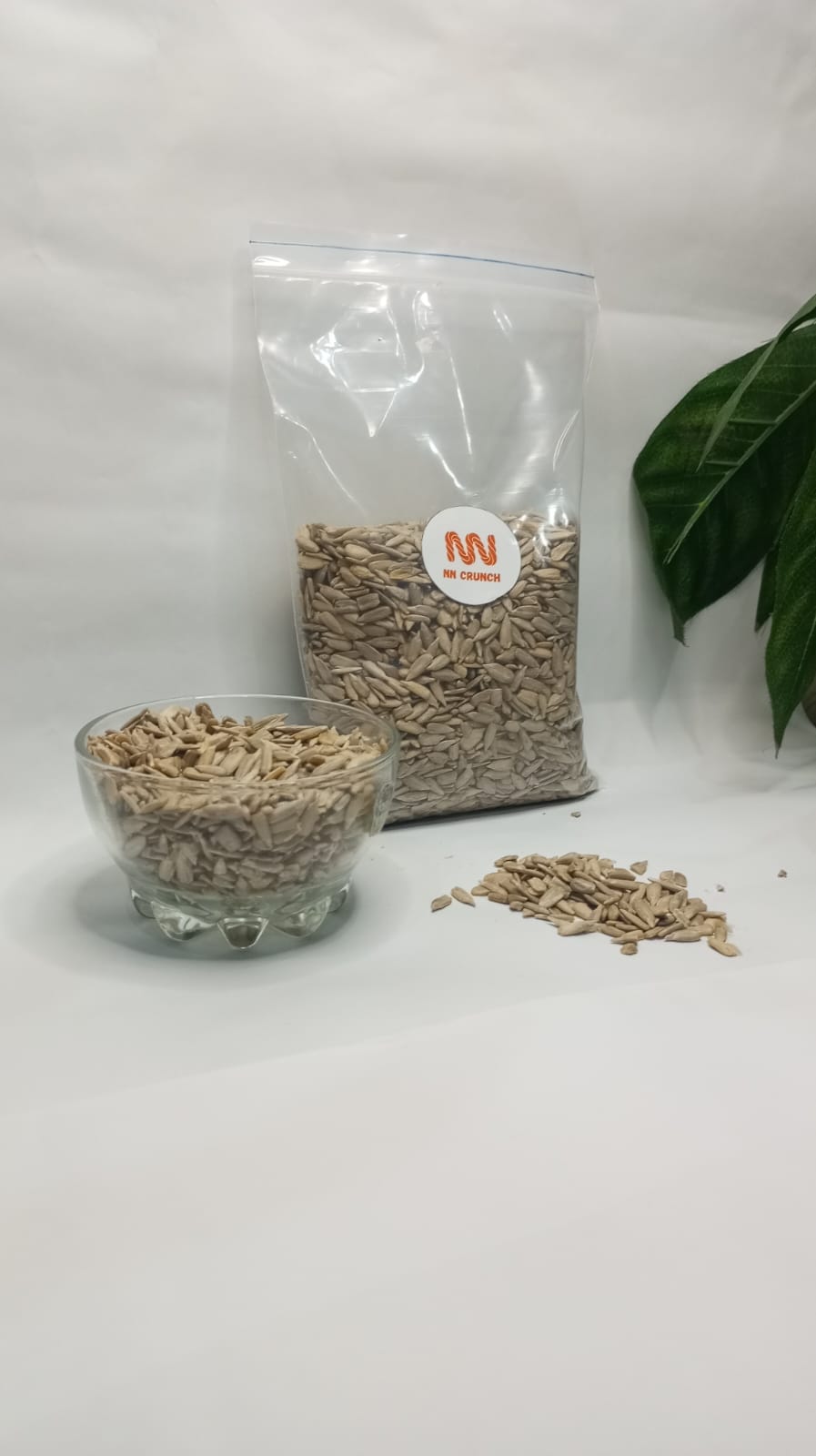 Sunflower Seeds (Suraj Makhi Ky Beej)